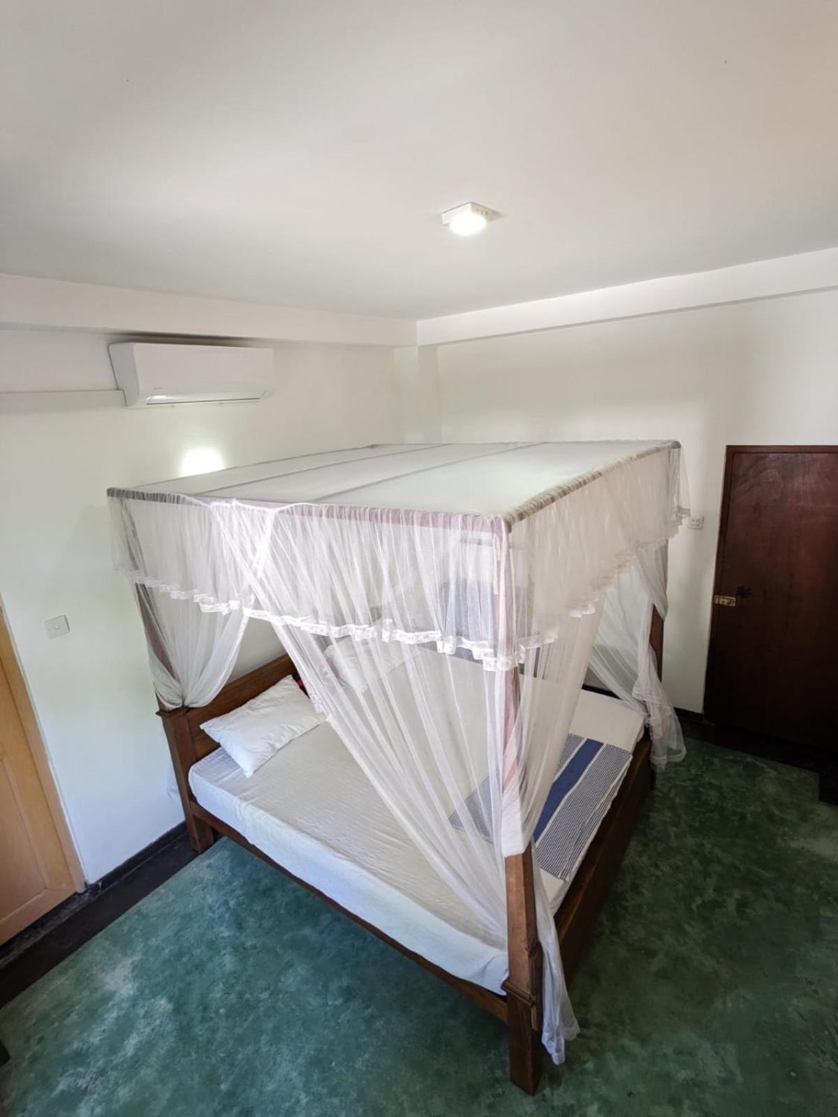 Hotel Mirewon Guest à Weligama Extérieur photo